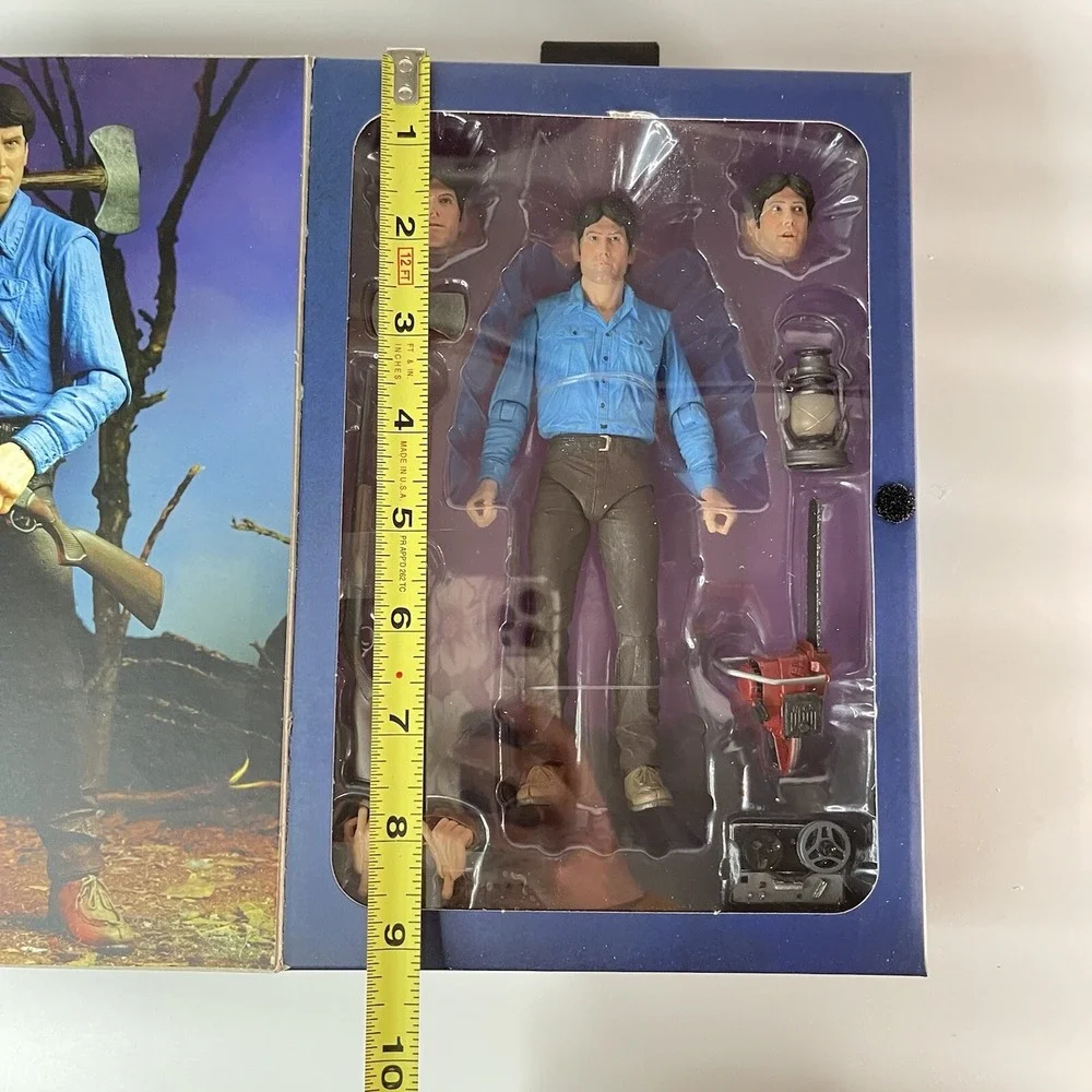 Neca ultimate ash